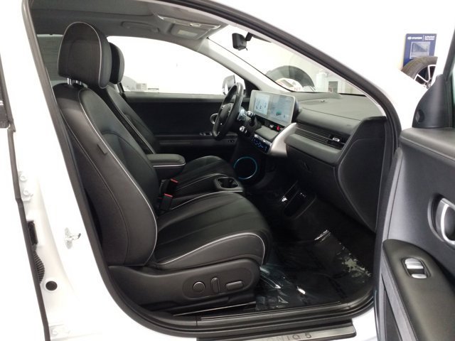 Certified 2024 Hyundai Ioniq 5 Limited image 19