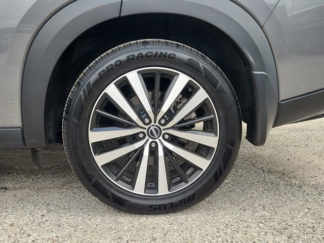 Used 2023 Nissan Pathfinder Platinum w/ Cargo Package FWD image 33