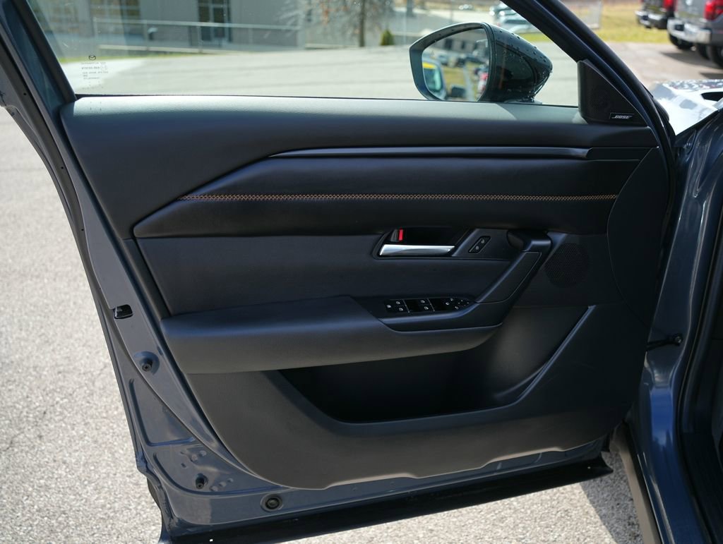 Used 2025 MAZDA CX-50 AWD 2.5 S w/ Premium Plus Pkg image 16