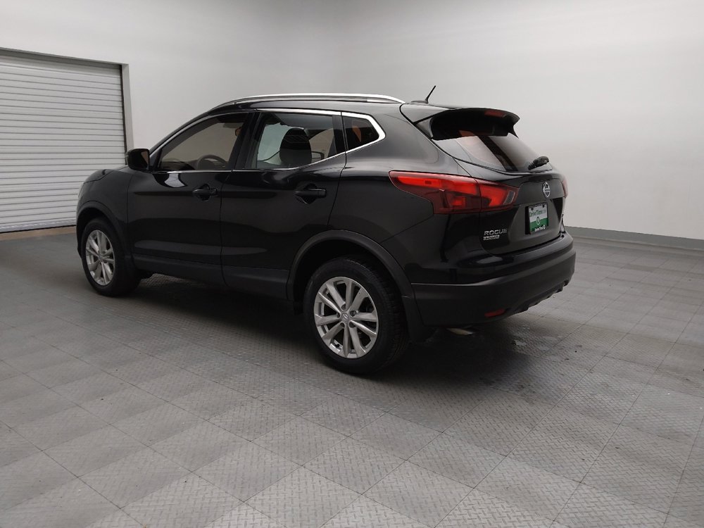 Used 2018 Nissan Rogue Sport SV image 5