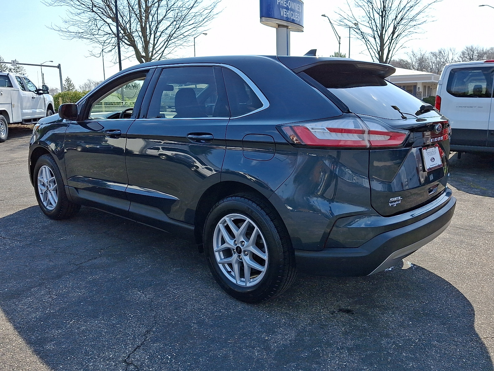 Used 2023 Ford Edge SEL w/ Convenience Package image 4