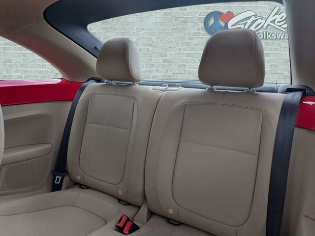 Used 2014 Volkswagen Beetle 1.8T image 12