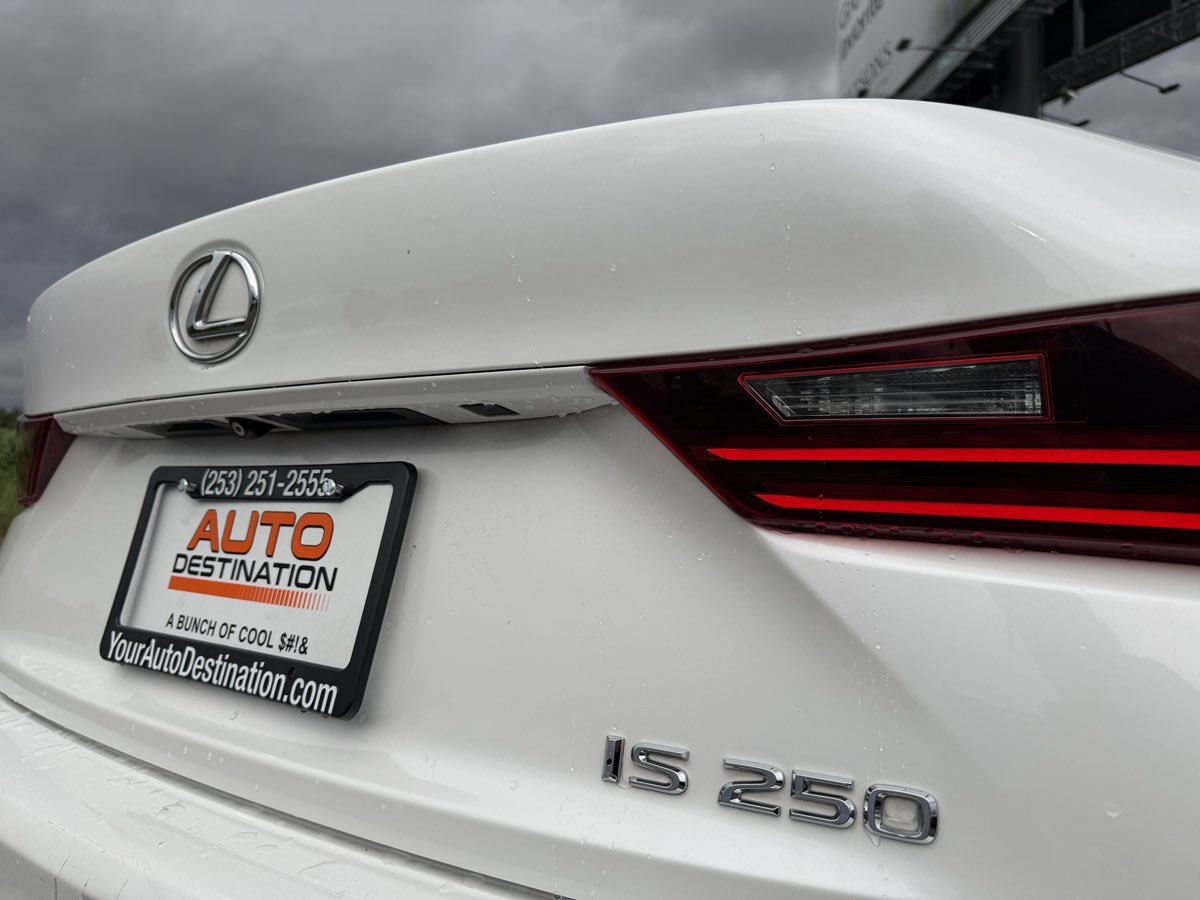 Used 2015 Lexus IS 250 w/ Navigation System Package RWD image 13
