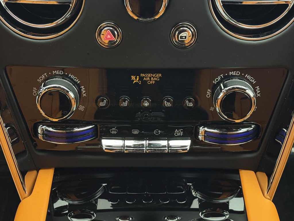 New 2026 Rolls-Royce Cullinan image 35