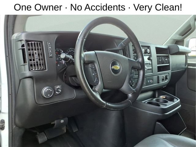 Used 2021 Chevrolet Express 3500 w/ Driver Convenience Package RWD image 13