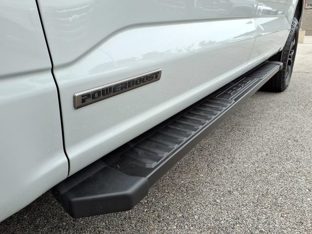 Used 2023 Ford F150 XLT w/ Equipment Group 302A High AWD/4WD image 10