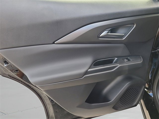 New 2026 Chevrolet Equinox EV LT image 18