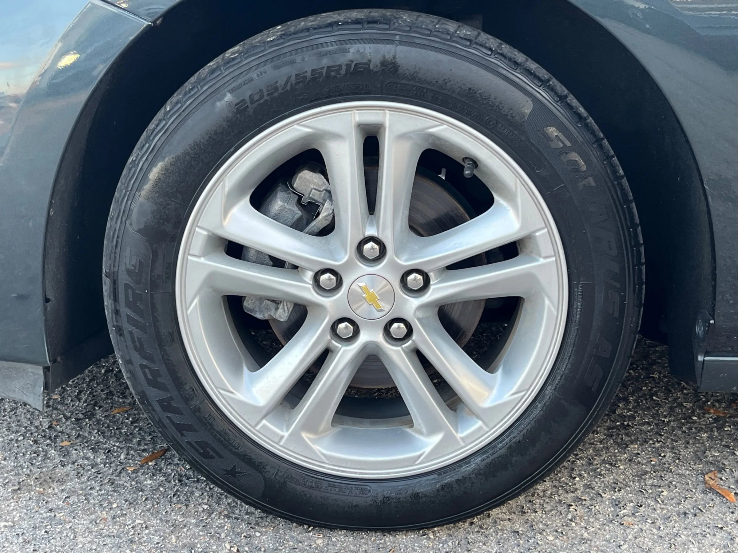 Used 2017 Chevrolet Cruze LT image 10