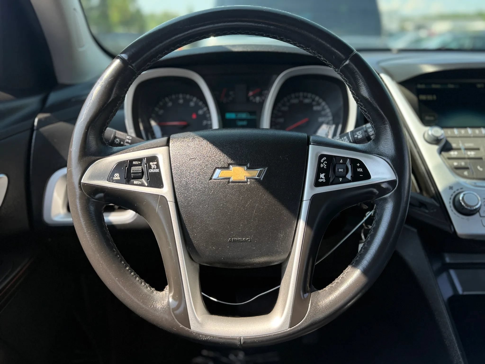 Used 2015 Chevrolet Equinox LT w/ Driver Convenience Package AWD/4WD image 24