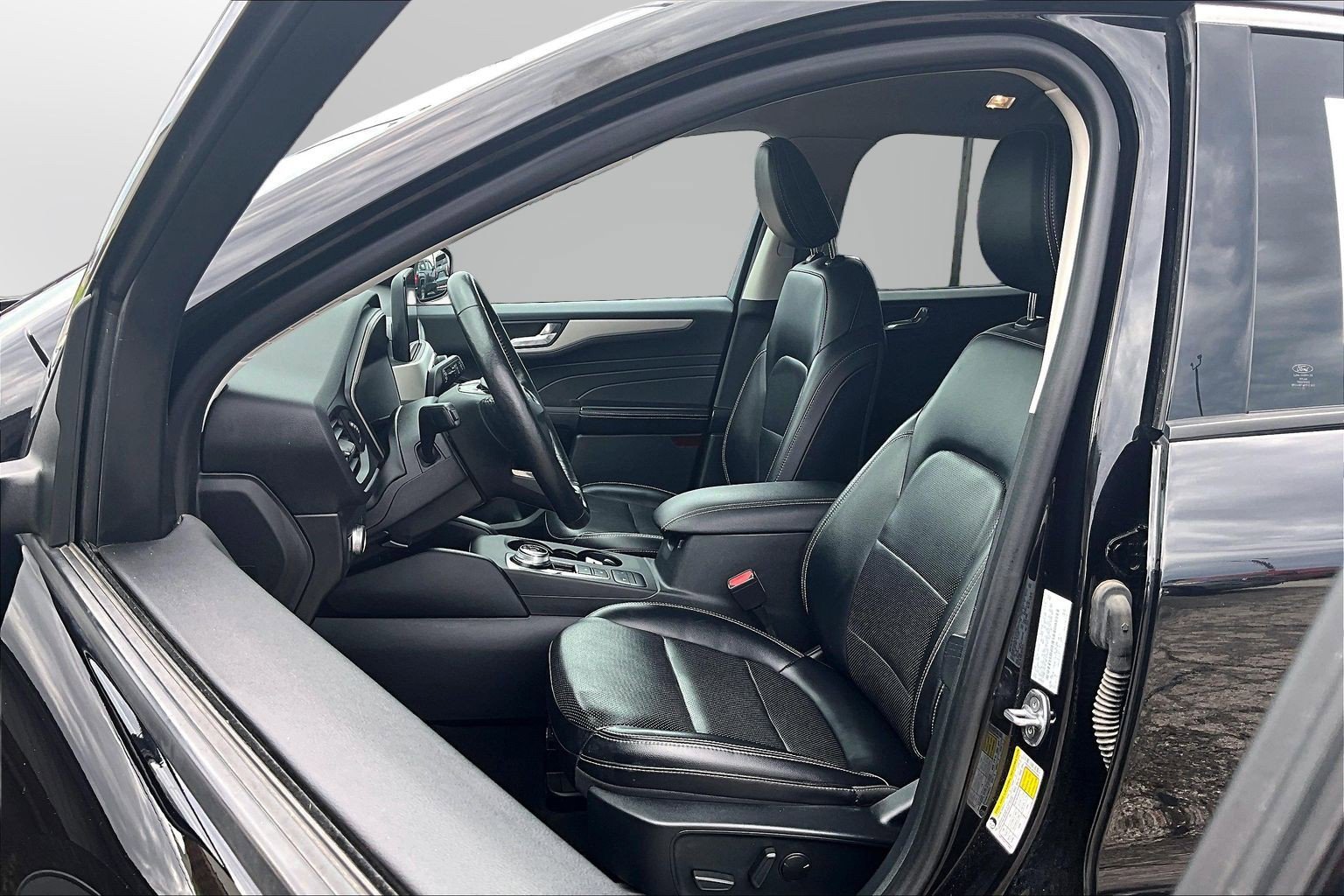 Used 2021 Ford Escape SEL FWD image 16