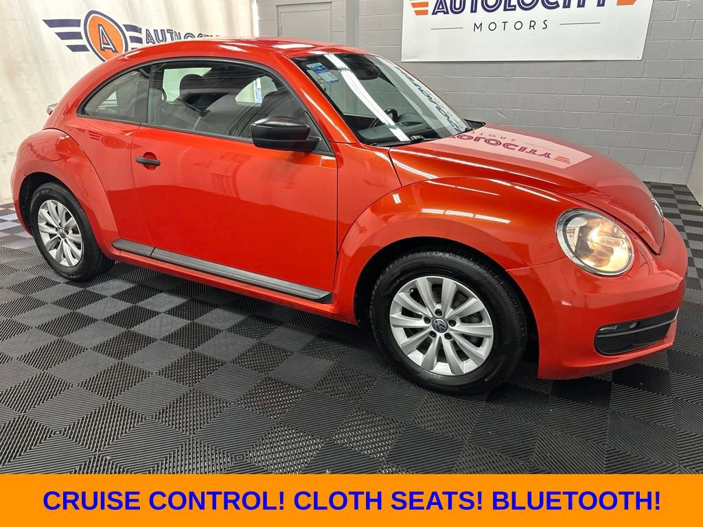 Used 2018 Volkswagen Beetle 2.0T S FWD image 1