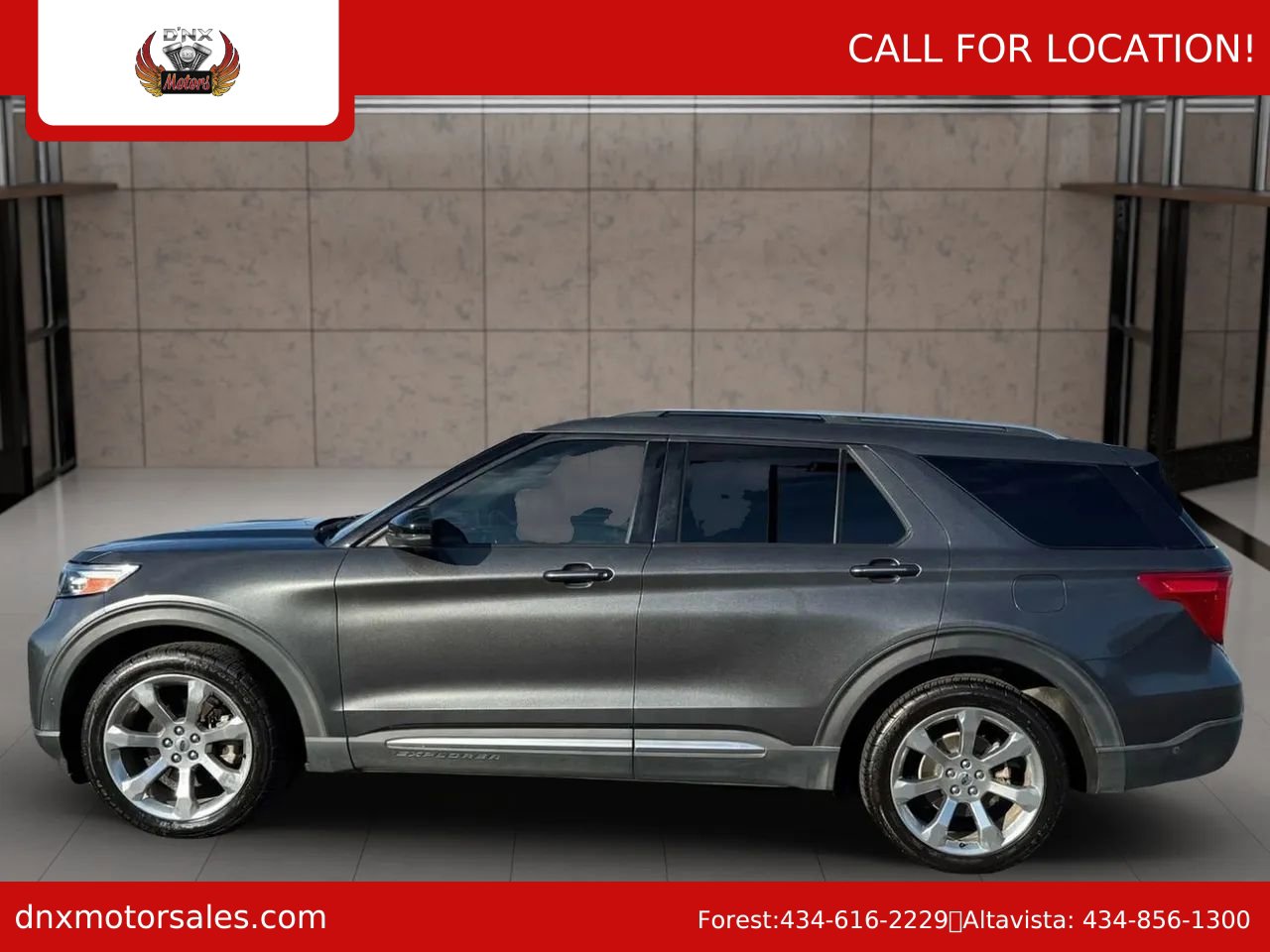 Used 2020 Ford Explorer Platinum w/ Premium Technology Package image 2