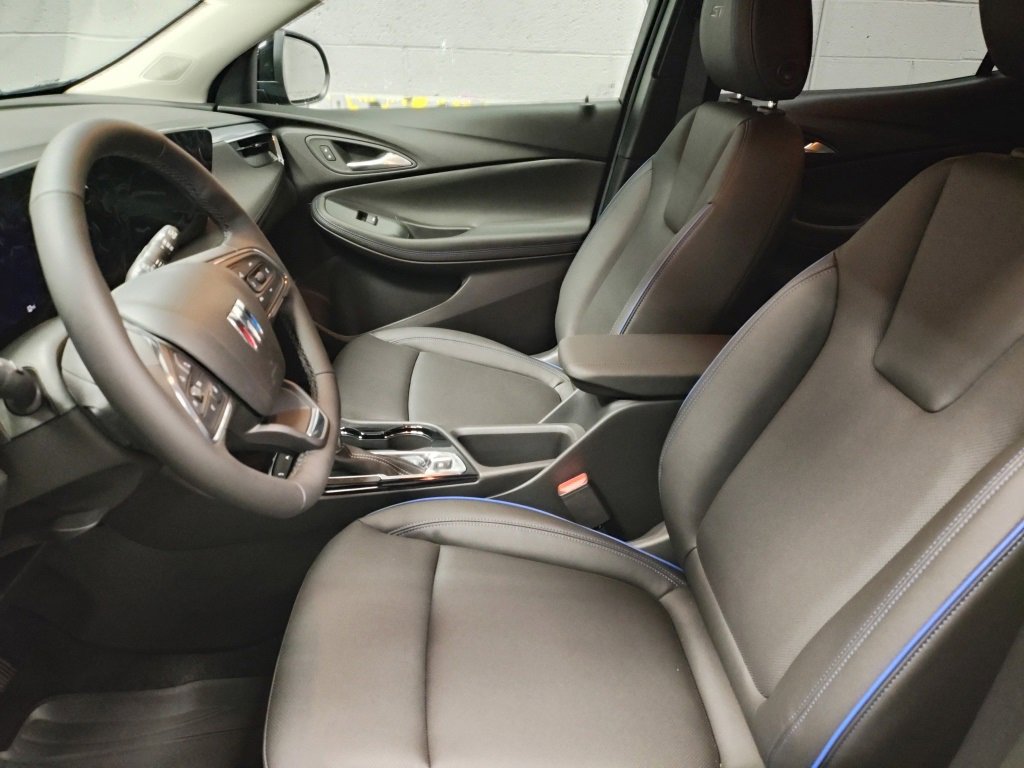 New 2026 Buick Encore GX Sport Touring image 23