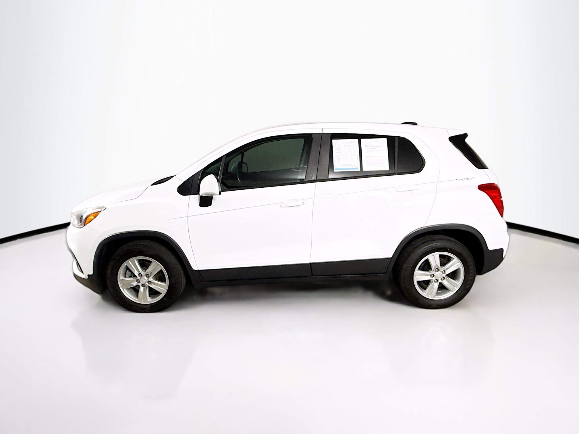 Used 2020 Chevrolet Trax LS w/ Tint and Cruise Package FWD image 7