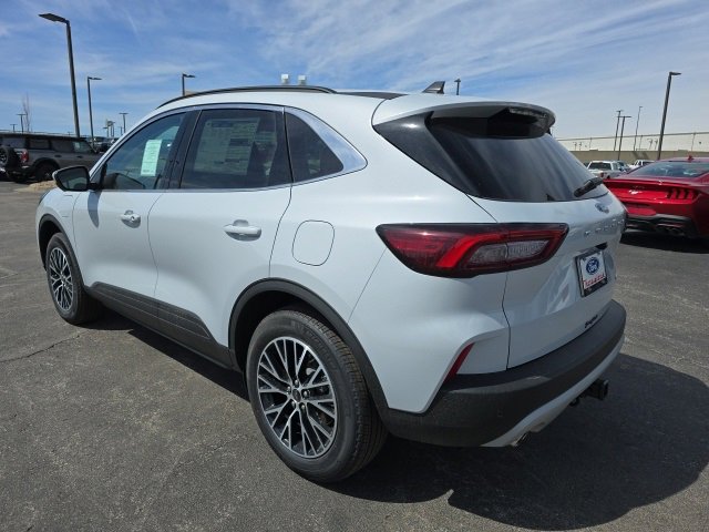 New 2025 Ford Escape SE w/ PHEV Premium Package image 3