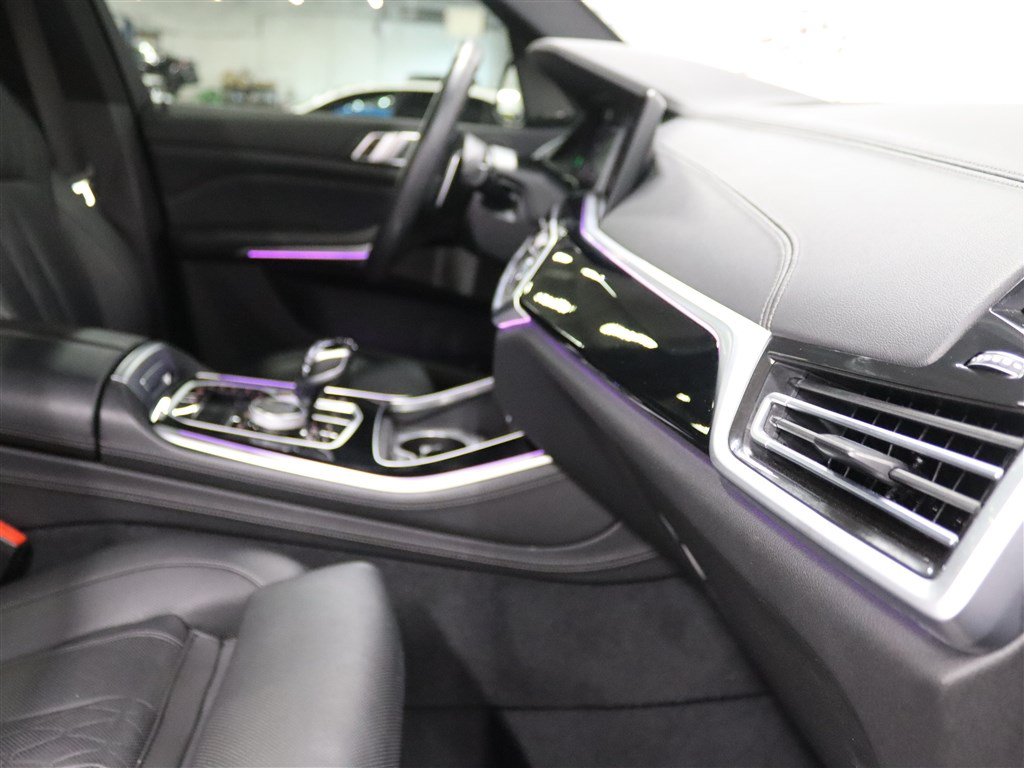 Used 2020 BMW X5 M50i w/ Executive Package AWD/4WD image 32