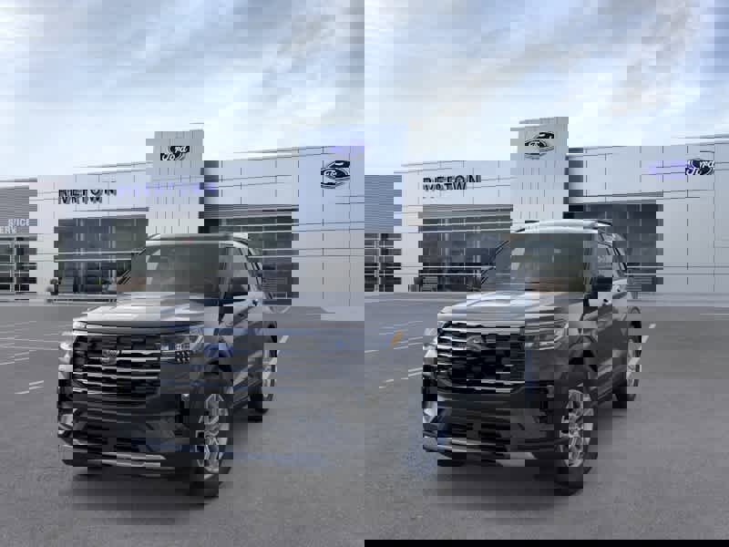 New 2026 Ford Explorer Active w/ Active Comfort Package image 2