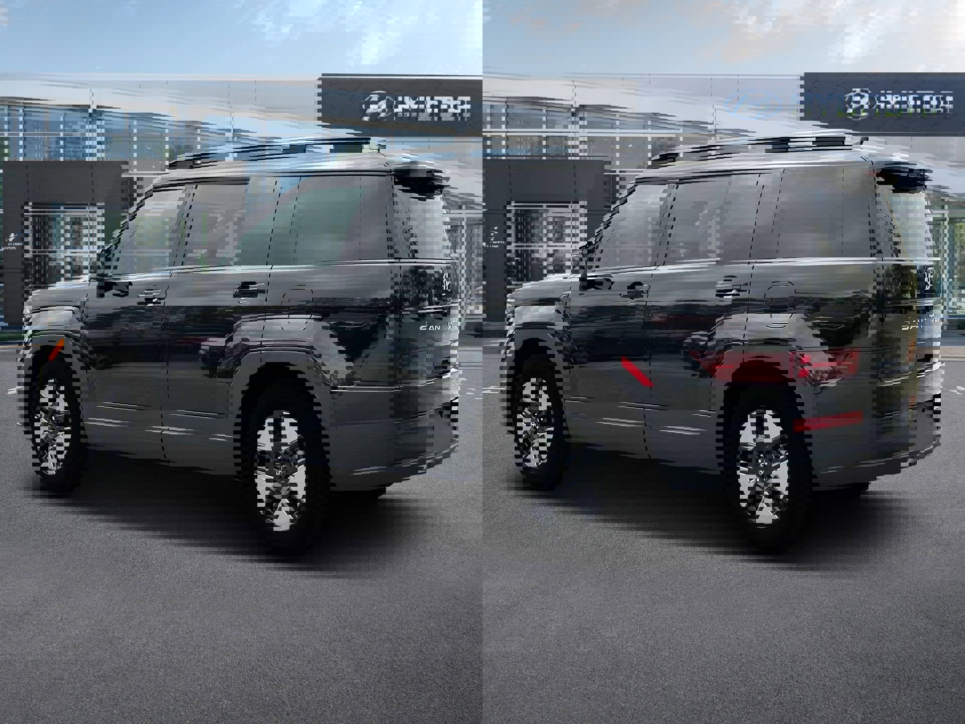 Certified 2025 Hyundai Santa Fe SEL image 4