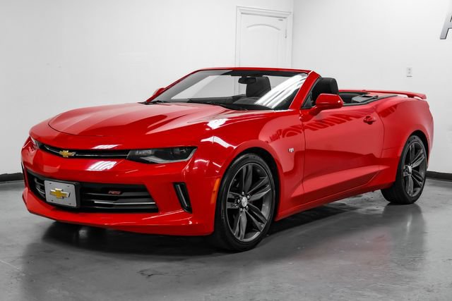 Used 2017 Chevrolet Camaro LT w/ RS Package RWD image 9