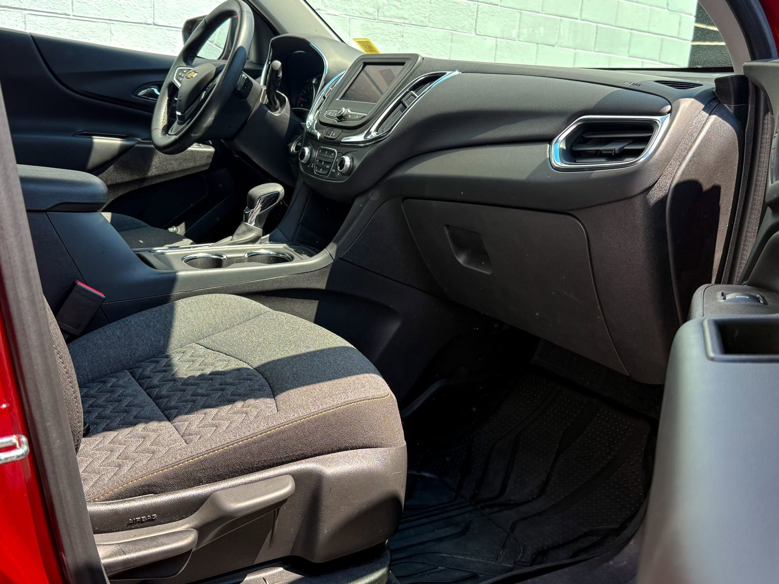 Certified 2024 Chevrolet Equinox LT AWD/4WD image 12
