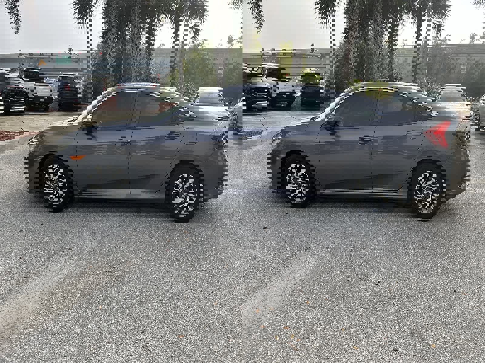 Used 2016 Honda Civic EX image 3