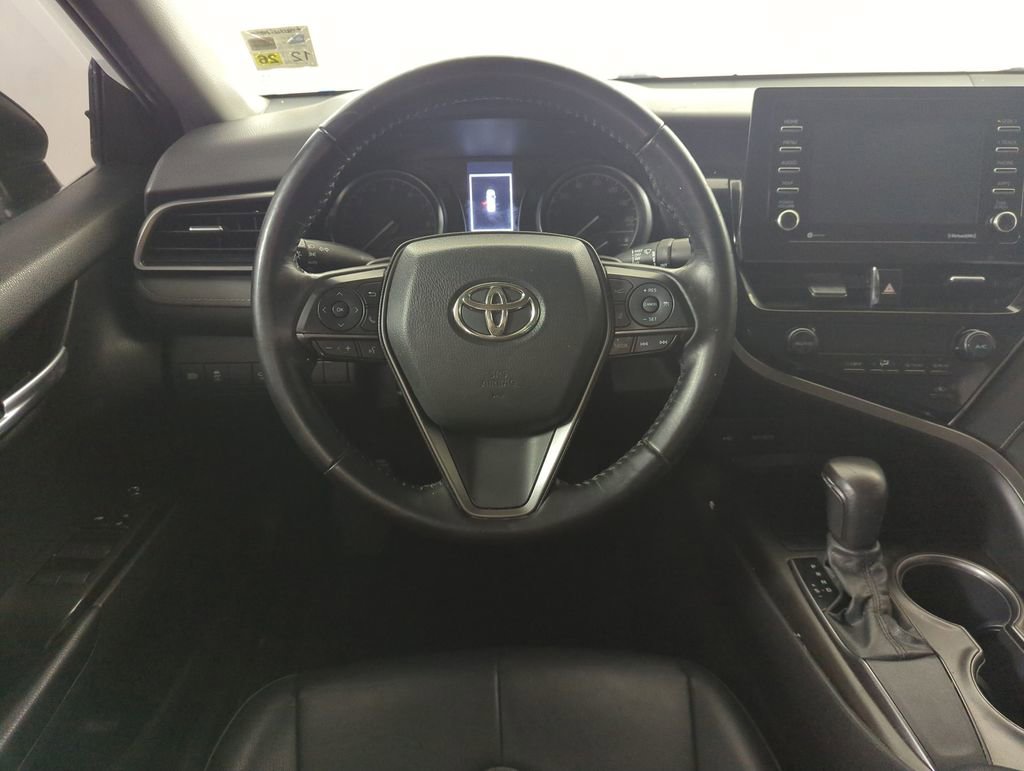 Used 2021 Toyota Camry SE FWD image 11