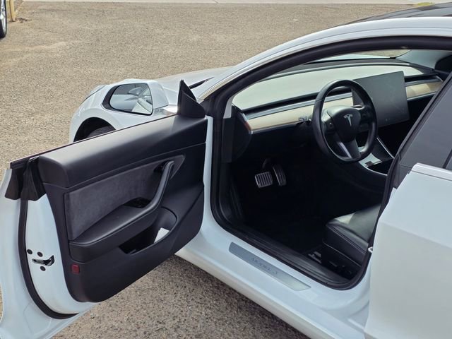 Used 2019 Tesla Model 3 Standard Range Plus image 35