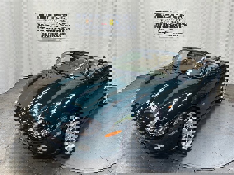 Used 2005 Jaguar XK8 Convertible image 2