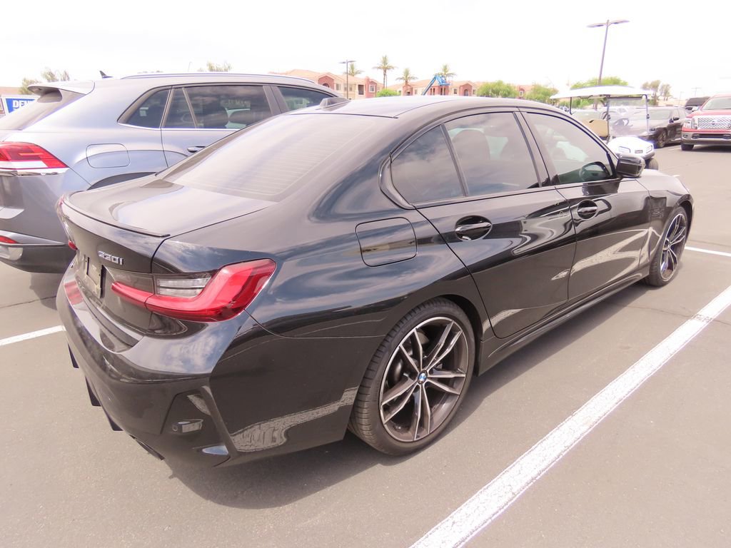 Certified 2023 BMW 330i Sedan w/ M Sport Package image 3
