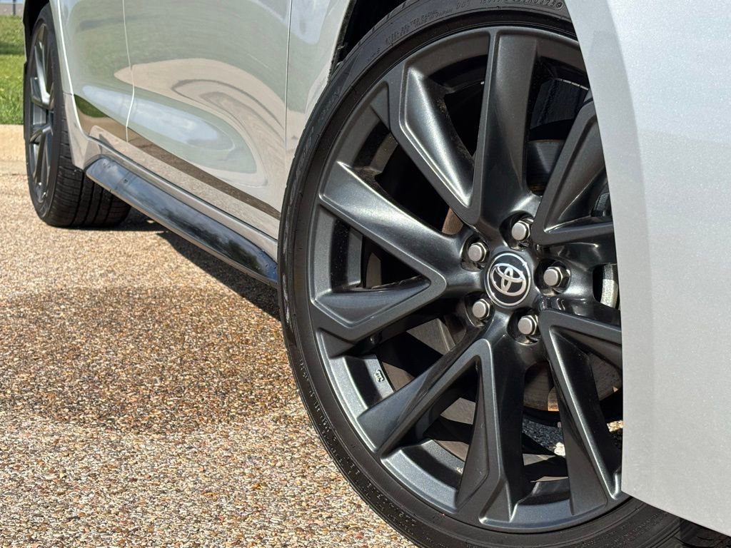 Certified 2025 Toyota Corolla SE image 2