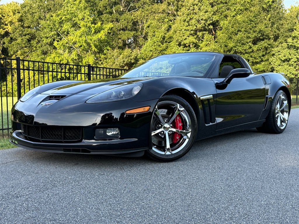 Used 2013 Chevrolet Corvette Grand Sport w/ 2LT Preferred Equipment Group RWD image 8