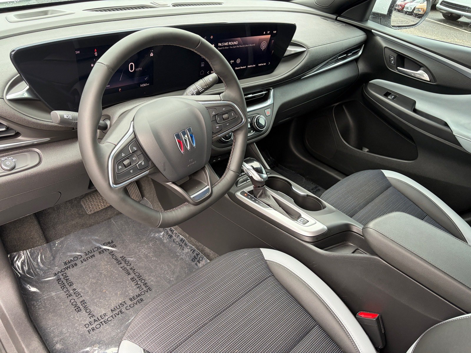 Used 2024 Buick Envista Sport Touring w/ Convenience I Package FWD image 15