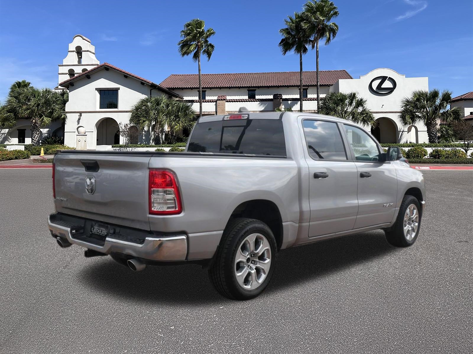 Used 2024 RAM 1500 Lone Star video 2