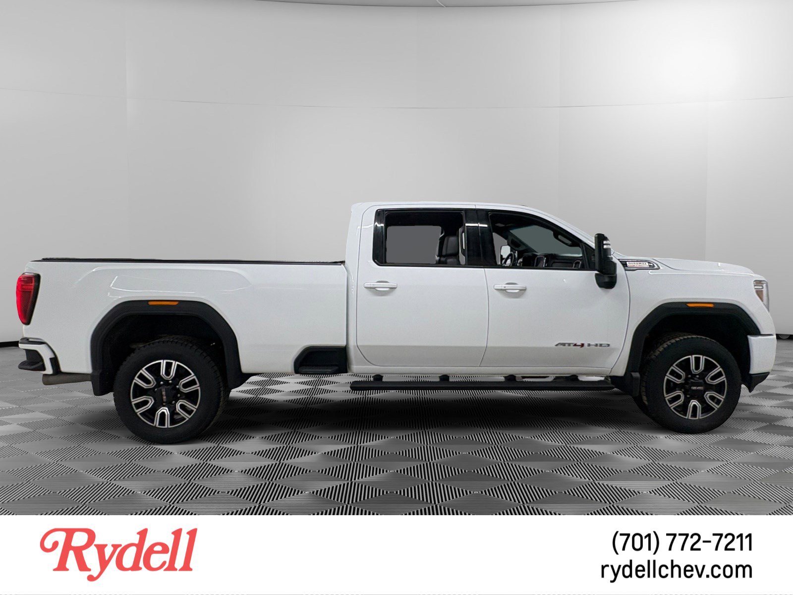 Used 2022 GMC Sierra 2500 AT4 w/ Gooseneck/5TH Wheel Package image 6