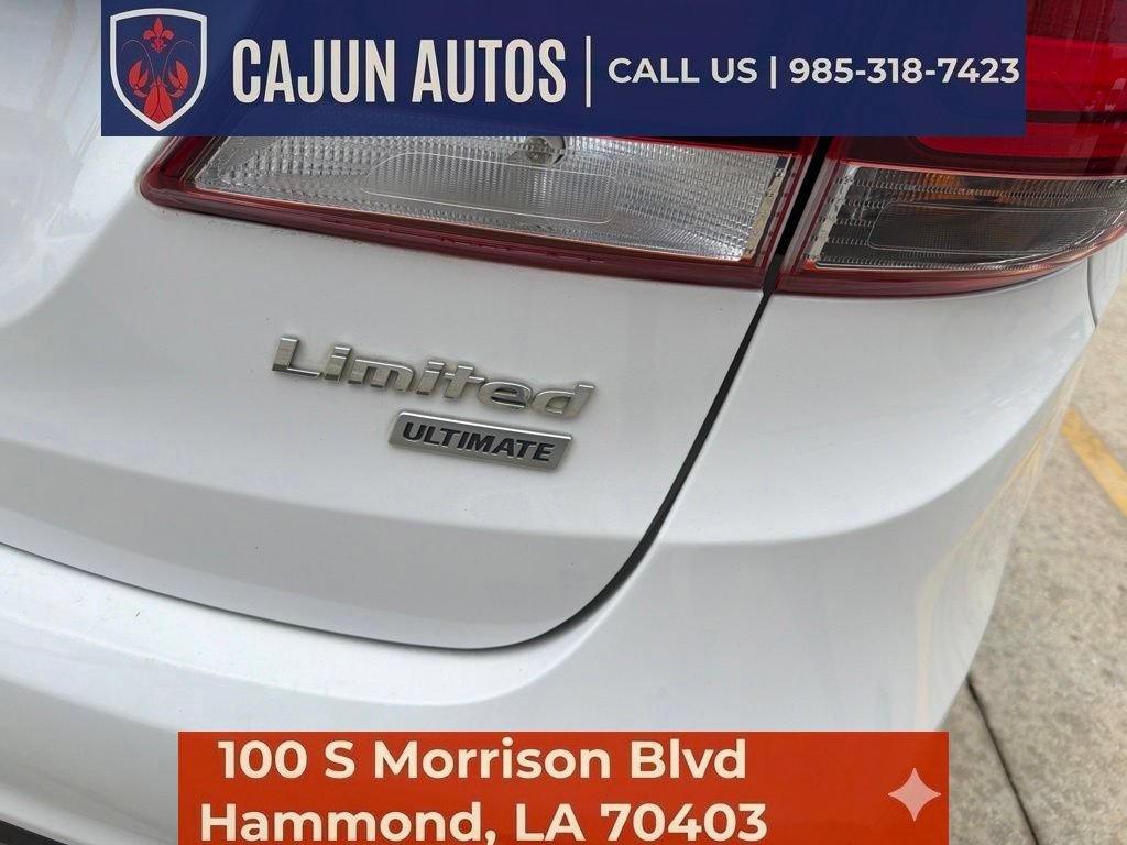 Used 2017 Hyundai Santa Fe Limited FWD image 7