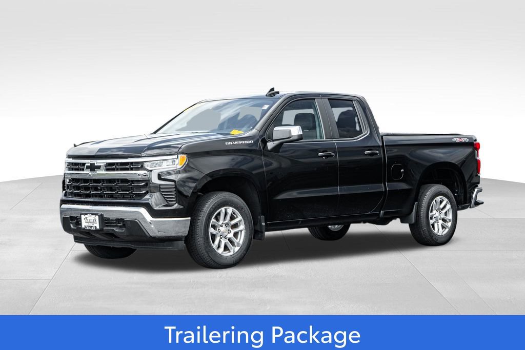 Used 2023 Chevrolet Silverado 1500 LT AWD/4WD image 3