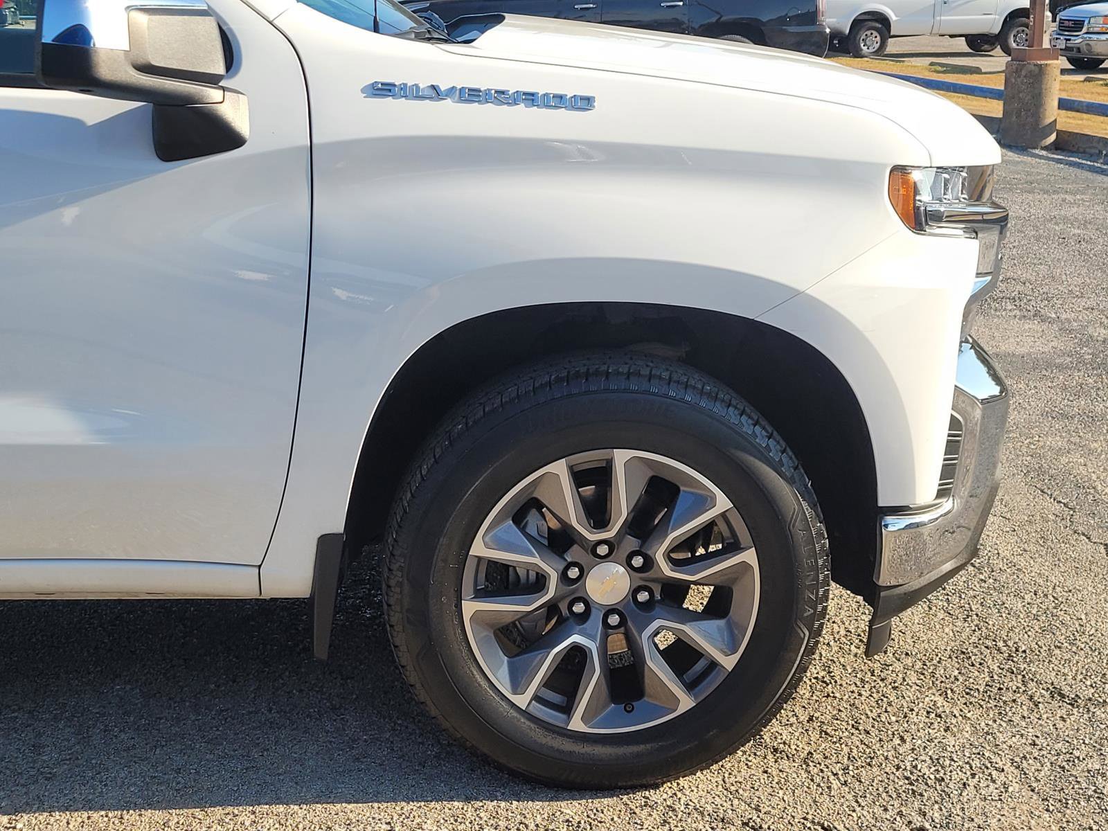 Used 2022 Chevrolet Silverado 1500 LT RWD image 7