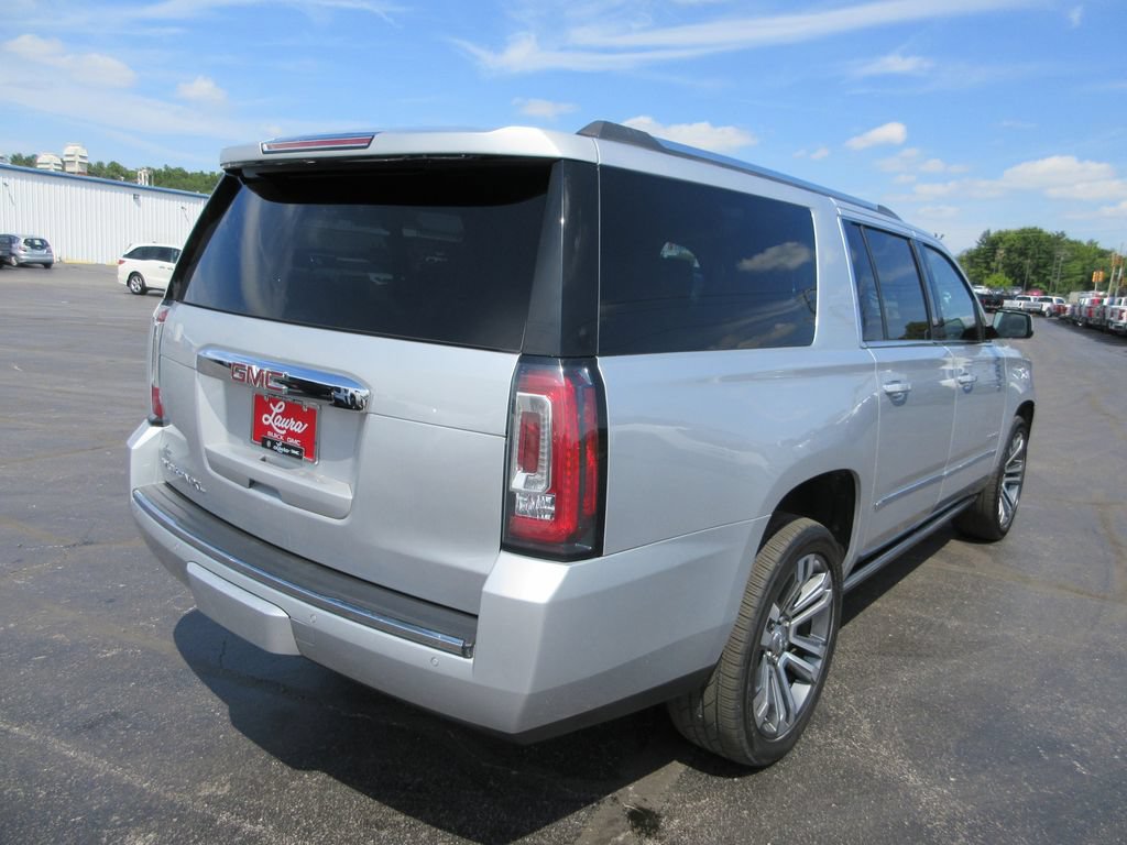 Certified 2018 GMC Yukon XL Denali w/ Denali Ultimate Package AWD/4WD image 7
