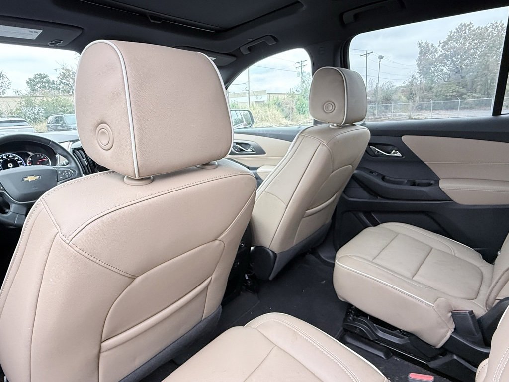Used 2023 Chevrolet Traverse Premier image 25
