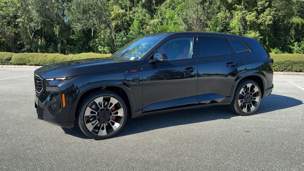 New 2026 BMW XM Label Red w/ M Driver's Package image 4