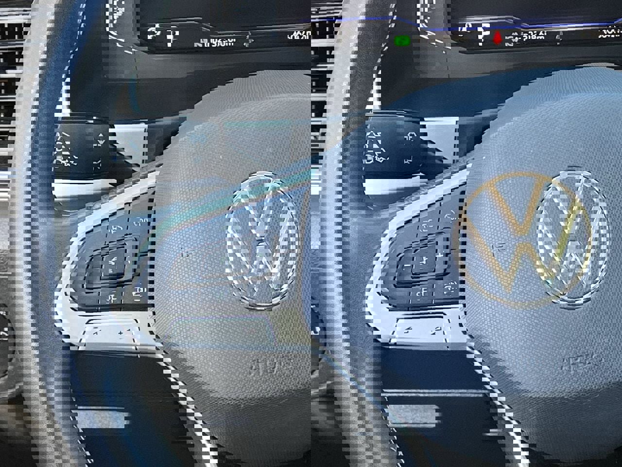 Used 2022 Volkswagen Atlas SE FWD image 12