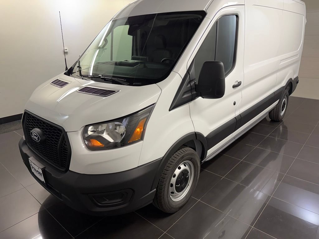 New 2026 Ford Transit 250 148 Medium Roof RWD image 3