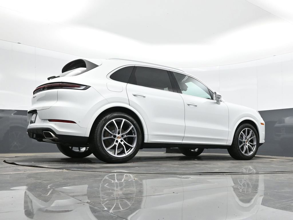 New 2026 Porsche Cayenne image 38