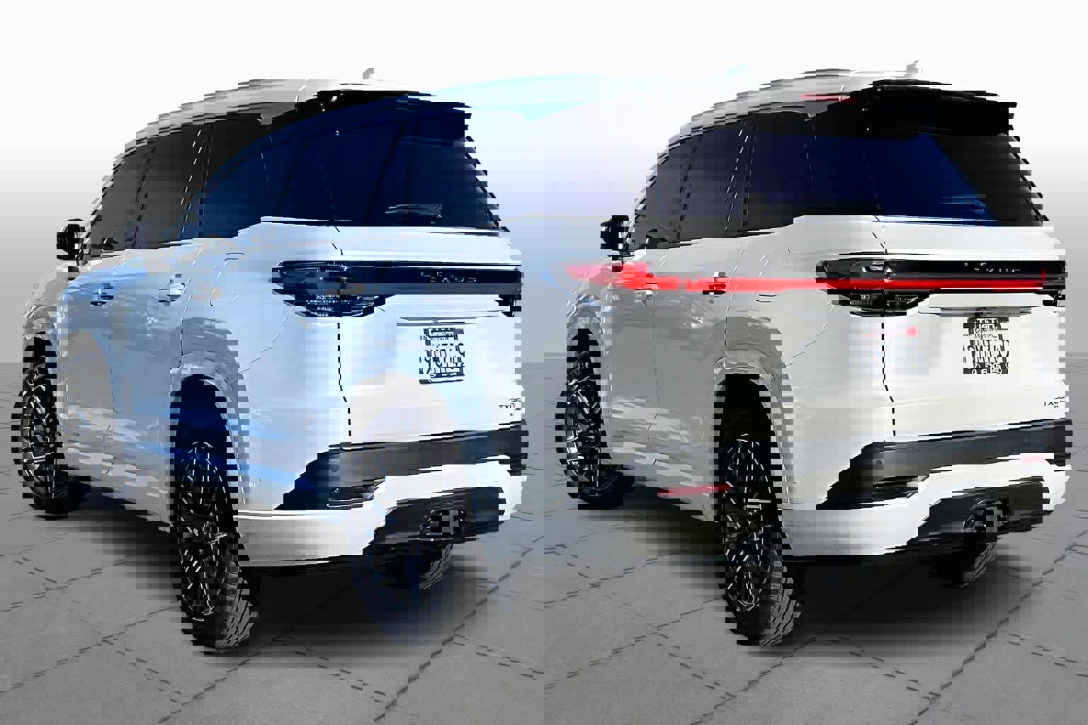 Used 2025 Lexus TX 350 AWD image 11