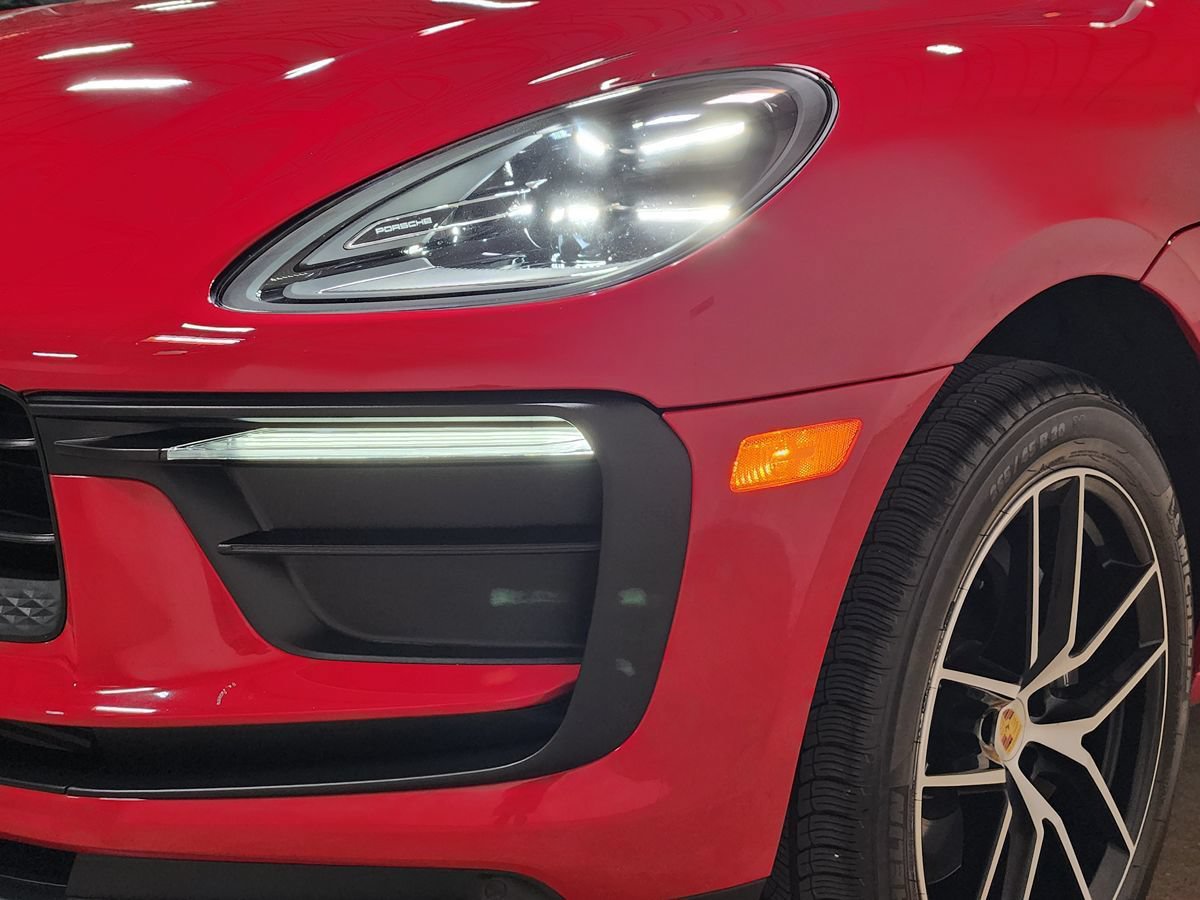 Used 2023 Porsche Macan AWD/4WD image 14