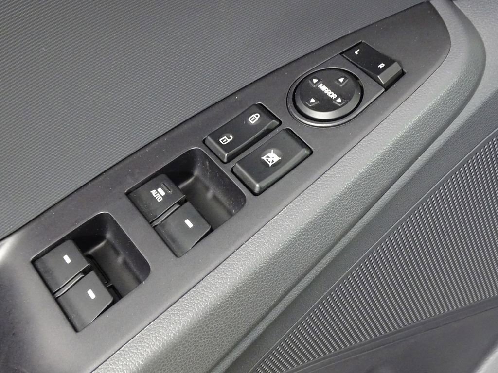 Used 2019 Hyundai Ioniq Electric image 16