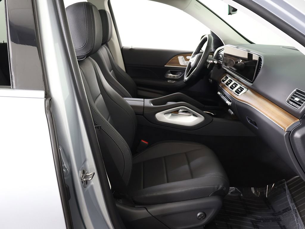 Used 2024 Mercedes-Benz GLE 350 4MATIC image 37