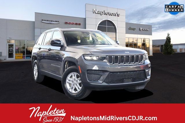 Used 2022 Jeep Grand Cherokee Laredo w/ Luxury Tech Group I image 1