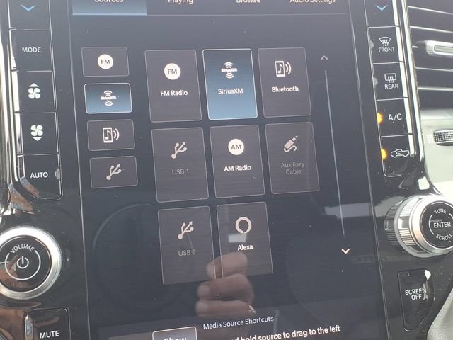 New 2026 RAM 1500 Laramie AWD/4WD image 7