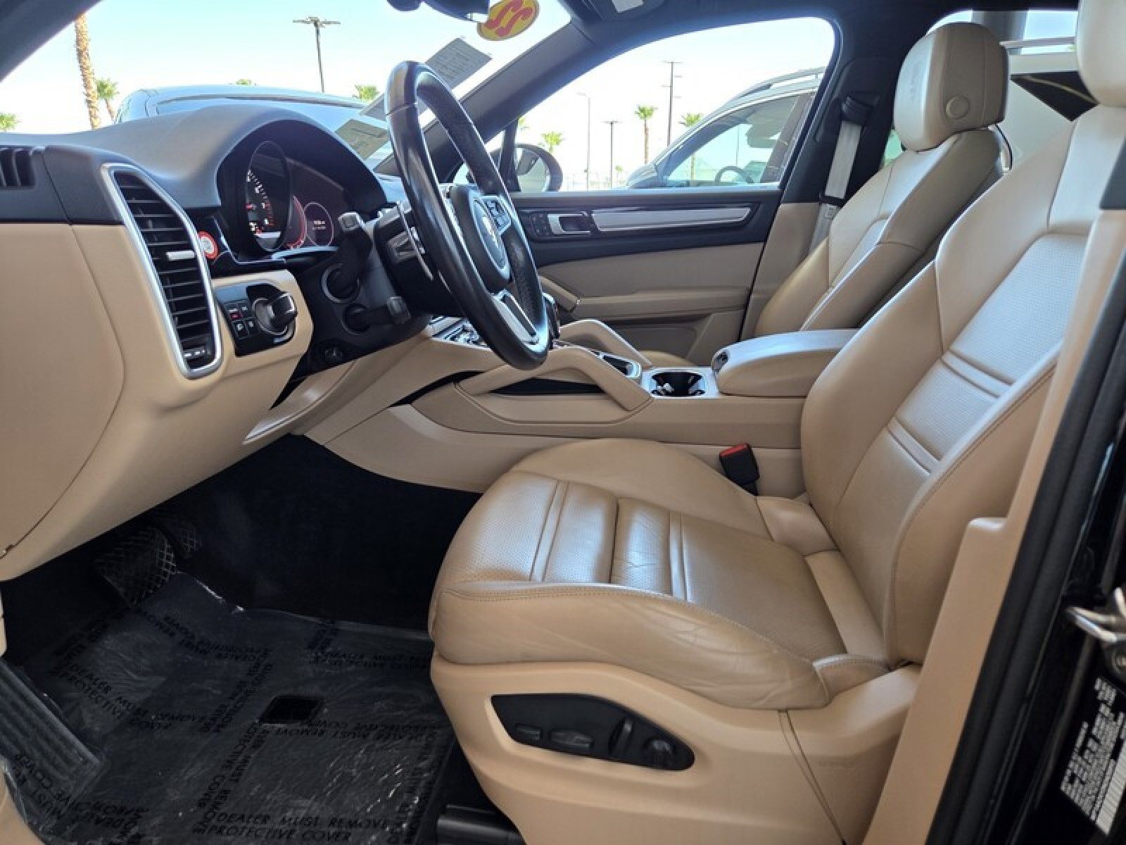 Used 2022 Porsche Cayenne Platinum Edition AWD/4WD image 13